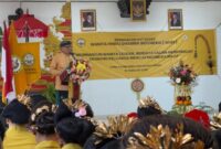 SAMBUTAN-Ketua PH PHDI Provinsi Jawa Barat, Brigjen TNI (Purn) I Made Riawan, S.Psi, M.I.P memberikan sambutan pada acara hari ulang tahun (HUT) ke-37 Wanita Hindu Dharma Indonesia (WHDI). (Foto Humas).