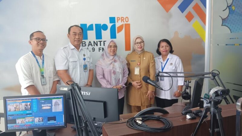 acara Talk Show Banten Bisa di Radio Republik Indonesia (RRI)