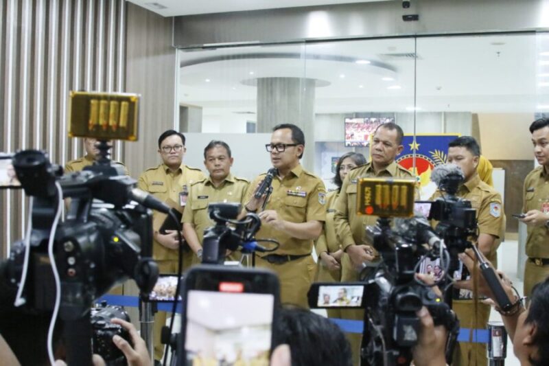 konferensi pers di Kantor Direktorat Jenderal Bina Pemerintahan Desa  Kemendagri