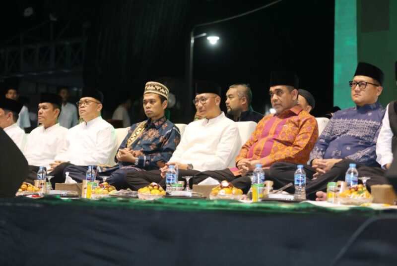 Ketua MPR RI Ahmad Muzani dan Ribuan Masyarakat Hadiri Tabligh Akbar Ustadz Abdul Somad