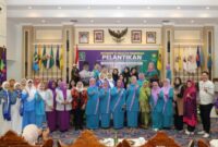 Wagub Lampung dan Ketua Tim Penggerak PKK Provinsi Lampung  menghadiri Acara Pelantikan Dewan Pimpinan Wilayah (DPW) Perempuan Bangsa Provinsi Lampung