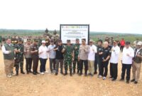 kegiatan penertiban di kawasan Hutan Konservasi Taman Nasional Tesso Nilo (TNTN)