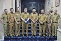 Rapat Rencana Pengembangan KEK Pariwisata Teluk Pandan bersama Bupati Pesawaran Dendi Ramadhona, di Ruang Kerja Gubernur, Bandarlampung