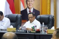 Menteri Dalam Negeri (Mendagri) Tito Karnavian memimpin Rapat Koordinasi (Rakor) Percepatan Swasembada Pangan Menghadapi Musim Kemarau 2025