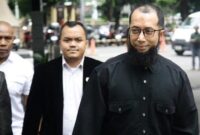 Pendakwah Ustadz Khalid Basalamah saat menyambangi KPK untuk diperiksa sebagai saksi kasus kuota haji. (Jennus)