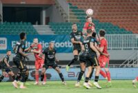 Dewa United menjamu Persebaya di Stadion Pakansari, Bogor pada pertandingan Liga 1 Indonesia 2024/2025. (Persebaya.com)