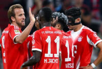 Skuad Bayern Munich merayakan kemenangan atas Hamburg SV. (Sven Hoppe/Picture Alliance via Getty images)