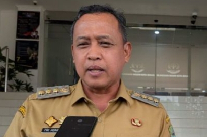 Wali Kota Bekasi Tri Adhianto (Jennus)