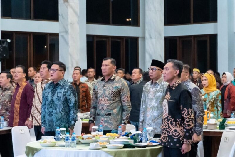 Gubernur Lampung, Rahmat Mirzani Djausal, menggelar Silaturahmi dan Penyambutan Panglima Komando Daerah Militer (Kodam) XXI Radin Inten, Mayor Jenderal TNI Kristomei Sianturi, bertempat di Mahan Agung, Senin (13/10/2025).