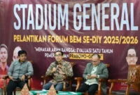Wakil Rektor UMY memberikan pandangan dalam Stadium General Pelantikan Forum Badan Eksekutif Mahasiswa (BEM) se-DIY periode 2025/2026. (Dok UMY)