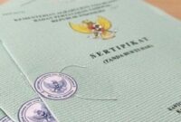 Ilustrasi - Buku Sertifikat Hak Milik (SHM). (Jennus/Dok)