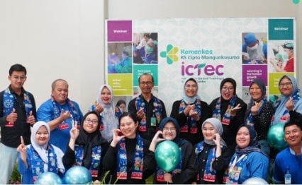 Jajaran pimpinan serta sivitas RSCM  menaruh harapan besar ICTEC berkembang sebagai pusat unggulan pelatihan medis di Indonesia. (Jennus/Facebook)