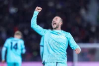 Pemain Bologna Federico Bernardeschi merayakan keberhasilannya mencetak gol ke gawang RB Salzburg pada pertandingan Liga Europa 2025/2026 di Stadion Renato Dall'Ara, Bologna, Kamis (28/11/2025) malam waktu setempat. (UEFA)