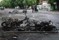 Tempat kejadian perkara (TKP) pengeroyokan serta perusakan yang menewaskan penagih utang atau mata elang di Kalibata, Pancoran, Jakarta Selatan, Jumat (12/12/2025). (Antara)