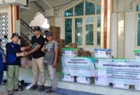 Tim Relawan Universitas Muhammadiyah Yogyakarta (UMY) berangkat ke Aceh sejak dengan membawa bantuan bagi para korban bencana. (Dok UMY)