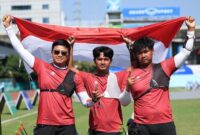 Trio atlet Panah RI peraih emas SEA Games 2025,  Riau Ega, Arif Dwi Pangestu, Ahmad Khoirul Baasith. (NOC Indonesia/Naif Muhammad Al'as)
