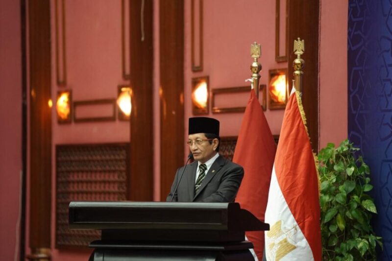 Menteri Agama Nasaruddin Umar dalam Seminar Internasional Fikih Lingkungan (ekoteologi) yang digelar di Al-Azhar Conference Center, Kairo, Mesir, Selasa (20/1/2026). (Humas Kemenag)