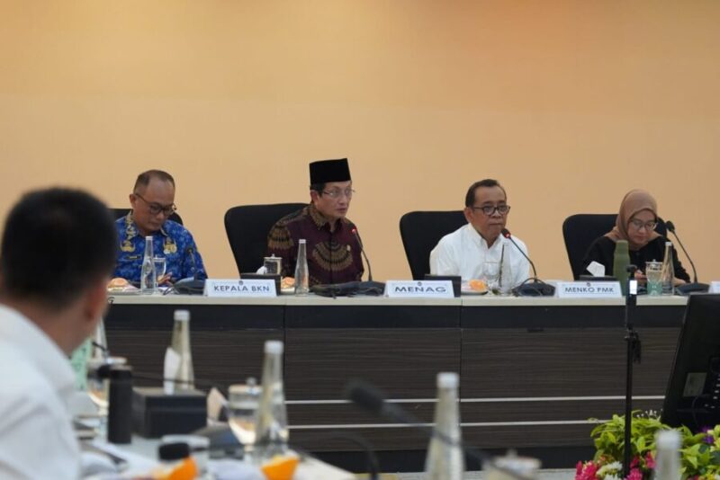 Menteri Agama Nasaruddin Umar dalam rapat koordinasi tingkat menteri dengan Kemenko PMK. (Jennus)