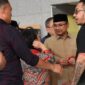 Mantan Menteri Agama Yaqut Cholil Qoumas (kedua kanan) berjalan keluar ruangan usai memenuhi panggilan KPK di Gedung Merah Putih KPK, Kamis (7/8/2025). (Jennus)