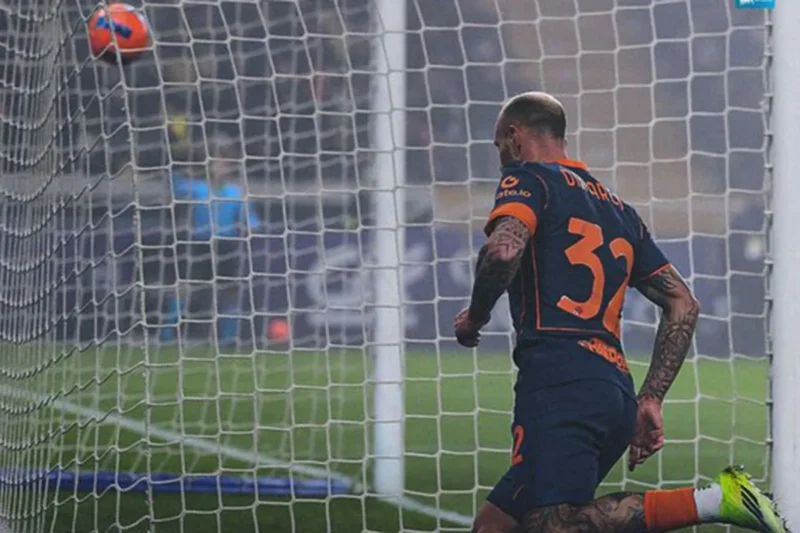 Inter Milan menundukkan Parma dengan skor 2-0 pada laga pekan ke-18 di Stadion Ennio Tardini, Kamis (8/2/2025) waktu setempat. (X/Serie A)