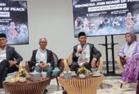 Wakil Ketua MPR RI Hidayat Nur Wahid (HNW) bicara dalam dialog 'Indonesia Join Board of Peace, Untung atau Buntung?' di Jakarta, Selasa (27/1/2026). (Istimewa)