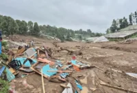 Upaya pencarian puluhan korban yang masih hilang dilakukan tim gabungan di Pasirlangu, Kabupaten Bandung Barat. (Jennus)