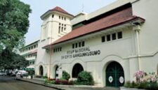 Rumah Sakit Umum Pusat Nasional Dr. Cipto Mangunkusumo (RSCM) Jakarta (Antara Foto)