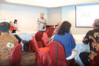 Principal Investigator RISE, Bagus Takwin, memaparkan hasil riset RISE. (Istimewa)