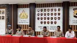 Sidang Komisi Etik Profesi Polri memberhentikan tidak dengan hormat (PTDH) Bripda Mesias Viktor Siahaya, anggota Brimob  tersangka kasus dugaan penganiayaan terhadap siswa berinisial AT (14) di Tual hingga meninggal dunia. (Jennus)