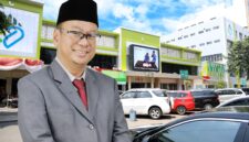 Wakil Direktur Pelayanan RSUD dr. Chasbullah Abdulmadjid Kota Bekasi dr. Sudirman