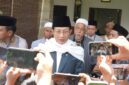 Menteri Agama Nasaruddin Umar saat berkunjung ke Pesantren Sidogiri, Jumat (6/3/2025). (Humas Kemenag)