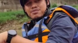 Ketua Komisi II DPRD Kota Bekasi Latu Har Hary di lokasi Tanggul Kali Bekasi. (Jennus)