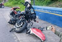 Kondisi moge setelah menabrak sepeda motor di Perempatan Mlangsen, Kalurahan Palihan, Kapanewon Temon, Kulon Progo,
‎Minggu (1/3/2026) sore. (Jennus/Wawan).