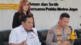 Direktur Reserse Kriminal Umum Polda Metro Jaya, Iman Imanuddin, menyampaikan keterangan dalam konferensi pers di Jakarta, Senin (16/3/2026), (Dok PMJ)