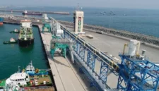 Pelabuhan Fujairah setelah insiden serangan drone pada Sabtu (14/03/2026) yang sempat menghentikan aktivitas ekspor energi global sementara waktu. (Dok. Port of Fujairah)