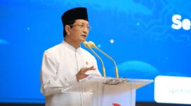 Menteri Agama Nasaruddin Umar dalam tausyiah pada acara halalbihalal Keluarga Besar Badan Riset dan Inovasi Nasional (BRIN), Senin (30/3/2026). (Humas Kemenag)