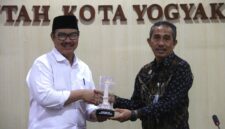 Wali Kota Yogyakarta, Hasto Wardoyo saat menerima audiensi dari Kementerian HAM Jateng.