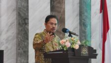 SAMBUTAN- Kepala Kantor Wilayah BPN Provinsi Kepulauan Riau, Nurus Sholichin saat memberikan sambutan dalam acara. (Foto Doc. BPN Kepri).