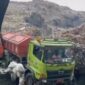 Truk sampah DKI masuk TPST Bantargebang setelah sebelumnya meneteskan air lindi di sepanjang jalan raya Narogong. (Dok DPRD Kota Bekasi)