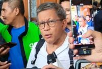 Akademisi Rocky Gerung menghadiri sidang kasus dugaan korupsi pengadaan Chromebook yang menjerat Nadiem Anwar Makarim di Pengadilan Tipikor Jakarta Pusat, Senin (11/5/2026). (Jennus)