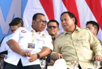 Presiden Konfederasi Serikat Pekerja Seluruh Indonesia, Andi Gani Nena Wea, bersama Presiden Prabowo Subianto dalam Peringatan Hari Buruh Internasional 2026 di kawasan Monas, Jumat (1/5/2026). (KSPSI)