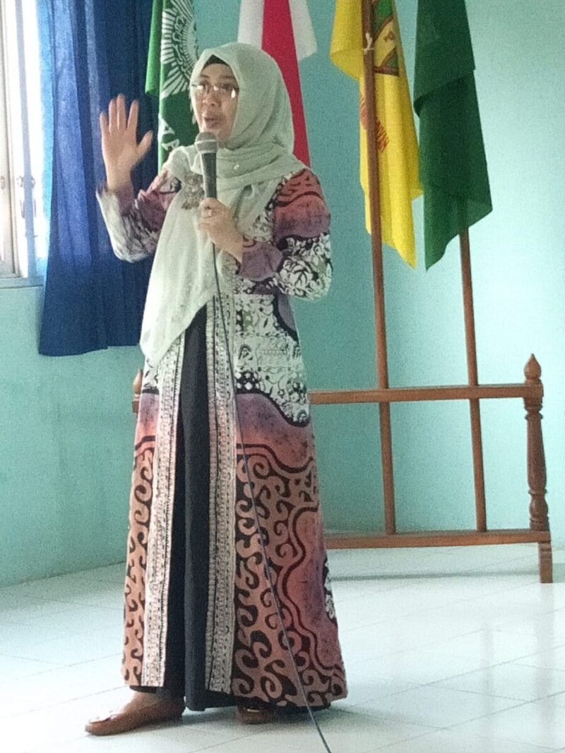 Dosen FH UMY, Dr. Reni Anggriani, S.H., M.Kn.,