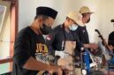 Peserta mendapatkan fasilitas asah pisau gratis. Sebanyak 200 pisau milik peserta diasah sesuai standart
