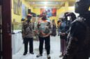 Bupati Sleman Harda Kiswaya meninjau langsung kediaman Agus Yani yang mengeluarkan Api, Sabtu (30/5/2026)