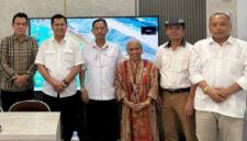 Ketua Gekira Sumut John Sari Haloho didampingi Wakil Ketua DPD Gerindra Sumut Robert Lumban Tobing saat mendatangi Kampus USU. (Istimewa)