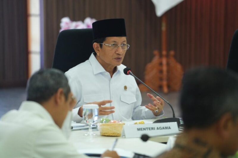 Menteri Agama Nasaruddin Umar bicara dalam Rapat Koordinasi Pelindungan Anak di Ranah dalam Jaringan di Kantor Kementerian Pemberdayaan Perempuan dan Perlindungan Anak (KemenPPPA), Jakarta, Senin (8/6/2026). (Humas Kemenag)