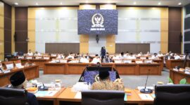 Menteri Agama Nasaruddin Umar, dalam rapat kerja bersama Komisi VIII DPR RI di Jakarta, Senin (8/6/2026). (Humas Kemenag)