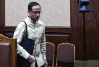 Terdakwa Nadiem Makarim saat memasuki ruang sidang Pengadilan Tindak Pidana Korupsi pada Pengadilan Negeri Jakarta Pusat. (Jennus)