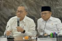 Menteri Koordinator bidang Pangan Zulkifli Hasan dalam kegiatan Peningkatan Kualitas Layanan MBG dan SPPG Terpencil di Jakarta, Kamis (11/6/2026). (Jennus)