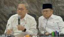 Menteri Koordinator bidang Pangan Zulkifli Hasan dalam kegiatan Peningkatan Kualitas Layanan MBG dan SPPG Terpencil di Jakarta, Kamis (11/6/2026). (Jennus)